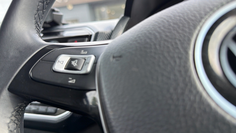 Volkswagen Up 1.0 65PS R-Line 5dr Petrol Hatchback